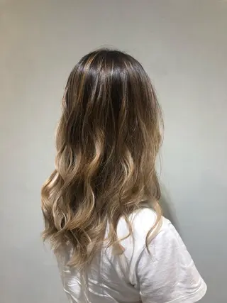 セミロング カラー 💎エクステ専門店 BIZE梅田🇰🇷のヘアスタイル