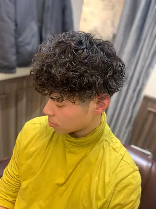 ミディアム パーマ メンズ カットモデル募集 いさかのヘアスタイル