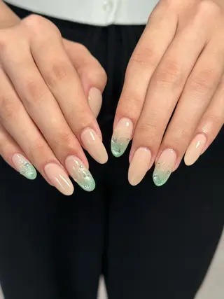 ネイル neouv所属・NEOUV_ mikuのネイルデザイン