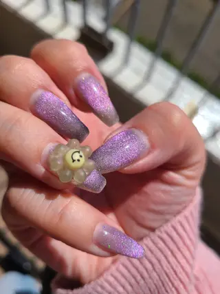 ネイル 13日3980円‼️ マグもデザインも◎のネイルデザイン