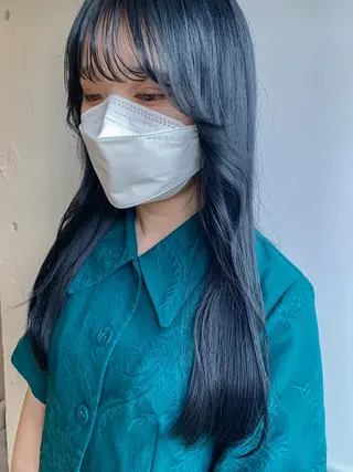 ロング カラー ヘアアレンジ yuka .のヘアスタイル