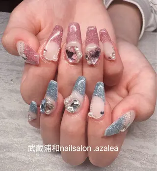 ネイル R inのネイルデザイン