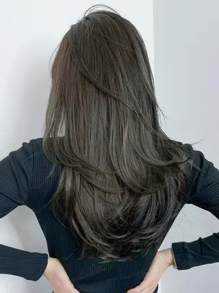 セミロング カラー ITbyALBUM 松戸のヘアスタイル