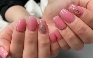 ネイル 12 designのネイルデザイン