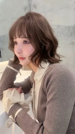 ショート カラー 木元 瑛✂︎ボブのヘアスタイル