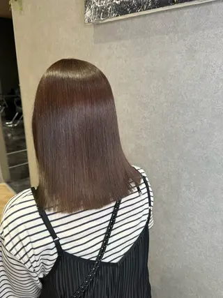 カラー 堀結香/顔まわり レイヤー/蒲生四丁目のヘアスタイル