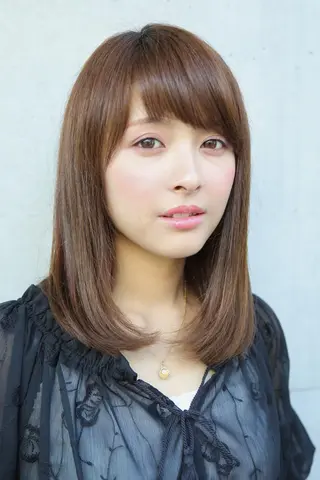 ロング まつお かずねのヘアスタイル