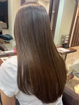 ロング カラー 脇野 真琴のヘアスタイル