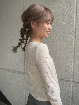 セミロング カラー ヘアアレンジ カラーパティシエ facce🌼ikoのヘアスタイル