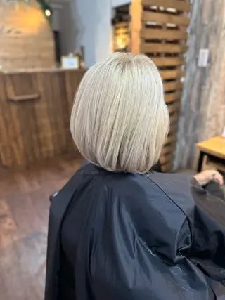 ショート カラー Lizir  ルズィール所属・Luzir⭐︎ GEN⭐︎のヘアスタイル