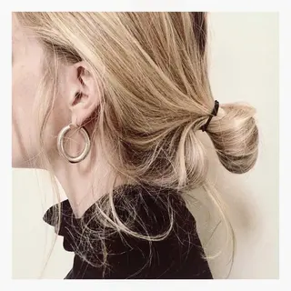 ミディアム カラー ケア剤オタク×海外 ヘア長谷川裕起のヘアスタイル