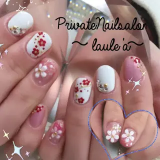 ネイル Nailsalon laule'aのネイルデザイン