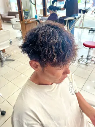 ショート パーマ メンズ パーマ特化美容師 🔥Yoshiyaのヘアスタイル