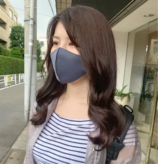 セミロング カラー 透明感/オリーブ/ グレージュ/YUKAのヘアスタイル