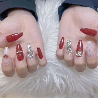 ネイル ゴテゴテ ネイルのネイルデザイン