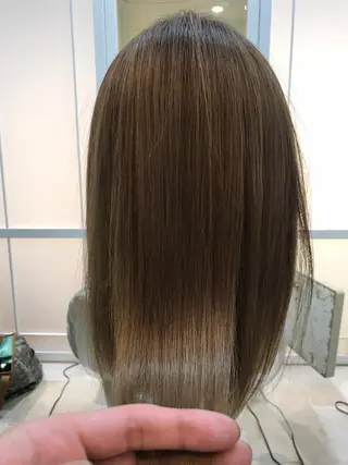 セミロング 縮毛矯正/髪質改善 /韓国風　山川春輝のヘアスタイル