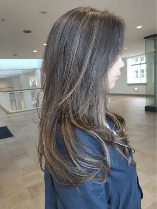 カラー ビュートリアム神戸店所属・BEAUTRIUM /ばんどうかりんのヘアスタイル