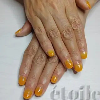 ネイル étoile(エトワール)所属・山田 可愛のネイルデザイン