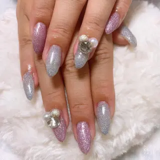 ネイル The Best Beauty受付担当のヘアスタイル