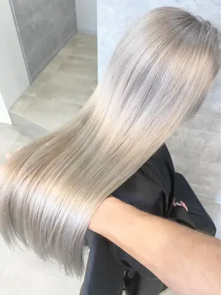 ロング Lia所属・皆木 智晴のヘアスタイル