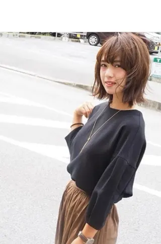 ミディアム カラー grand juteのヘアスタイル