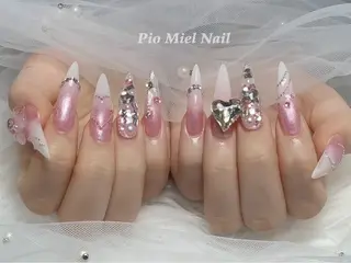 ネイル Pio Mielのネイルデザイン