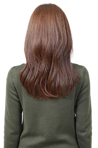 セミロング 平川 直子のヘアスタイル