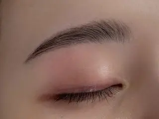 アイブロウ NUE ayaのマツエク・マツパデザイン