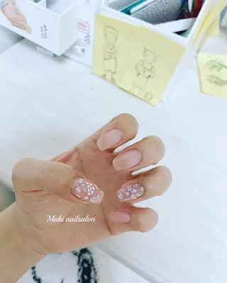 ネイル マキ ネイルサロンのネイルデザイン