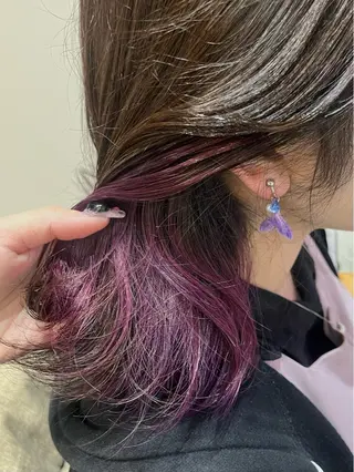 ミディアム カラー 藤田 詩織のヘアスタイル