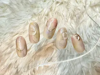 ネイル 【尾下】 ロイヤル•セラピストのネイルデザイン