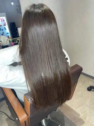 ロング 山本 貴弘のヘアスタイル