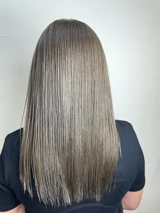 ミディアム カラー WEST OLAND加藤圭介のヘアスタイル