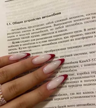 ネイル BERA NAILSのネイルデザイン