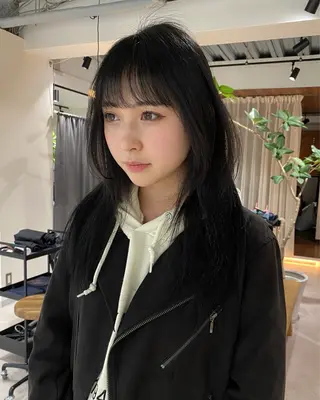 ロング カラー iroha/ n.w.h🎀のヘアスタイル