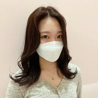 ミディアム カラー salowin渋谷kitaya park前所属・RIKA韓国ヘア/く びれヘア/上品カラーのヘアスタイル