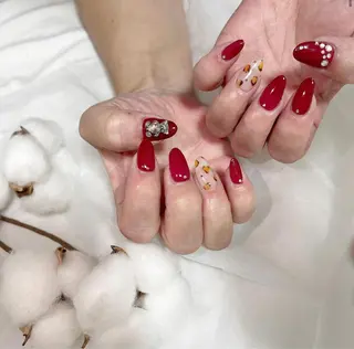 ネイル 𝓇𝒶𝓃𝒶𝓃 𝓃𝒶𝒾𝓁のネイルデザイン