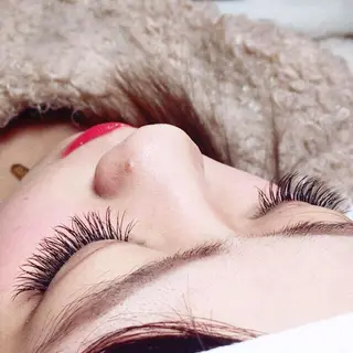 ロング カラー パーマ ヘアアレンジ キッズ ネイル マツエク・マツパ brille ~eyelash~のマツエク・マツパデザイン