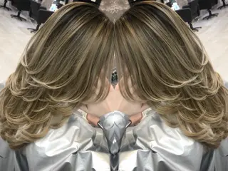 セミロング NEO Beauty Salon所属・𝐍𝐄𝐎 𝐉𝐔𝐑𝐈のネイルデザイン