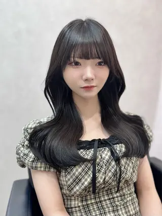 セミロング カラー 《韓国レイヤー特化》 艶髪✨EMIのヘアスタイル