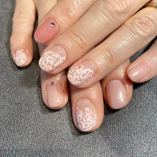 ネイル Flore (フロール)の眉毛・アイブロウイメージ