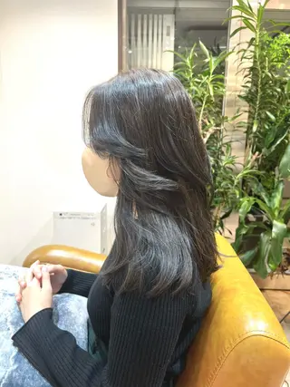 ロング 小山 ヨシタカのヘアスタイル