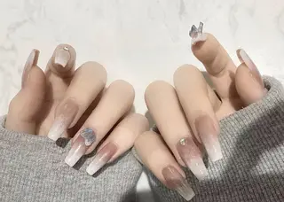 ネイル 🦋ネイルサロン ブラン🌈ゆりのネイルデザイン