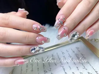 ネイル One Plus Nail Salonのネイルデザイン