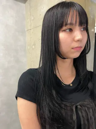 ロング カラー anon Loemのヘアスタイル