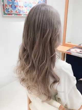 セミロング カラー モテ髪透明感❤️ デイズヘアカラーのヘアスタイル