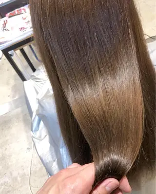 ロング カラー 佐藤 高徳のヘアスタイル