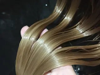 ロング ブリーチなしダブル/ レイヤーカット 小棹のヘアスタイル