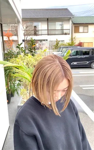 ショート カラー yate'/ Wカラー/小出捷也のヘアスタイル