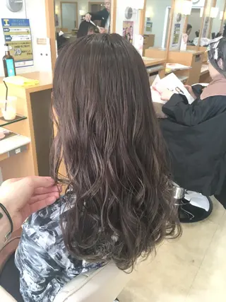 ロング 🐝肥田 しょーと🐝のヘアスタイル